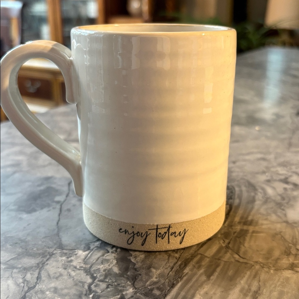 Mud Pie Cream and Tan Ceramic Mug Set - Picture 3 of 5